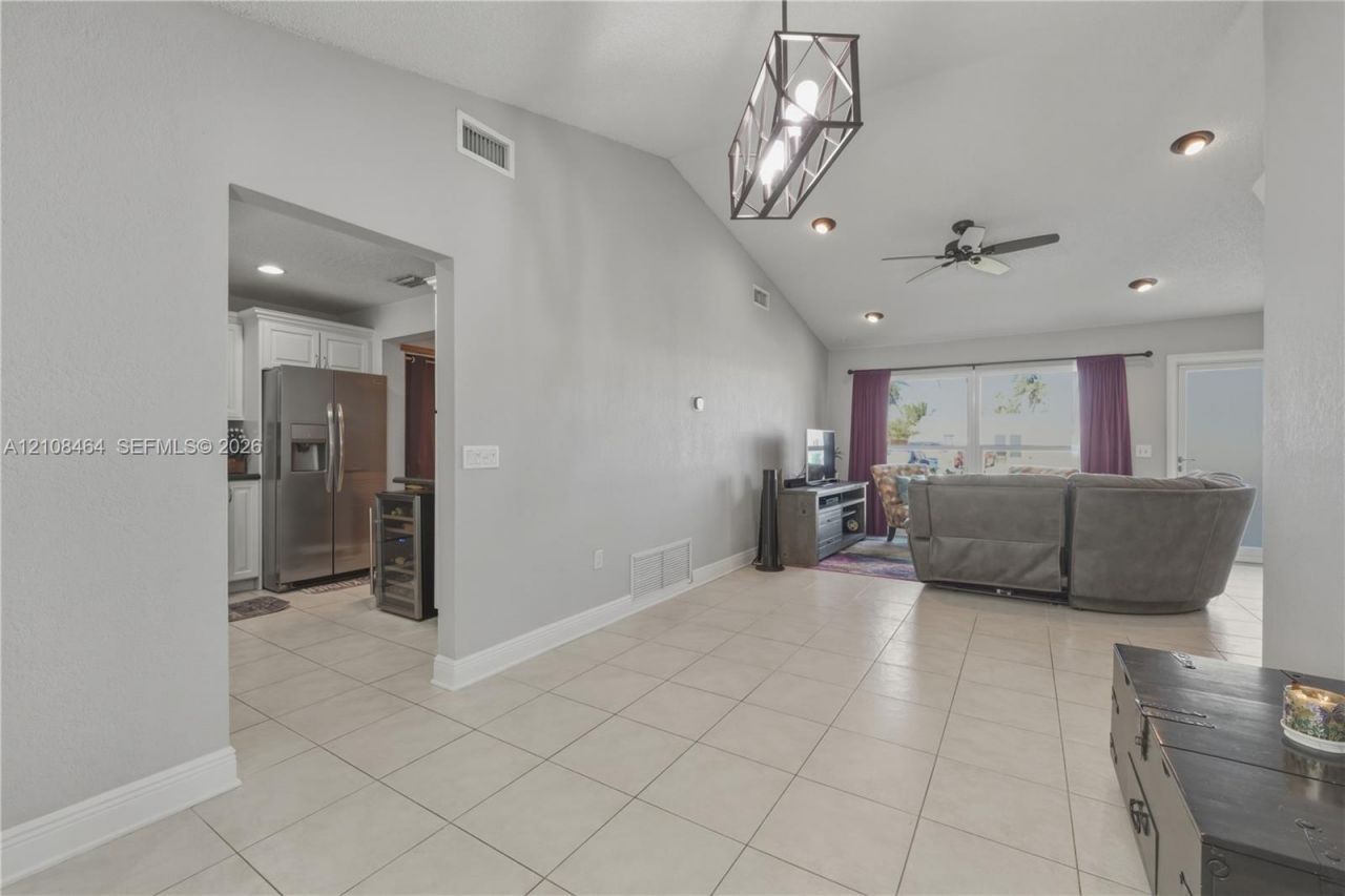 11460 NW 35th Pl , Sunrise, FL 33323 Photo