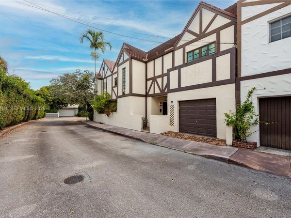 3621 VISCAYA CT , Coral Gables, FL 33134