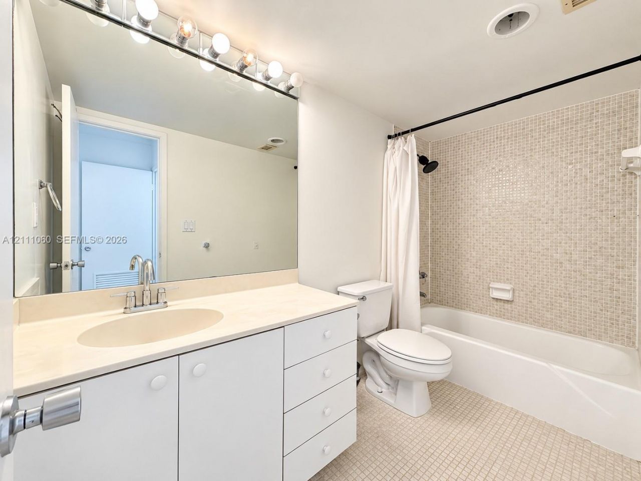 19370 Collins Ave , Unit 1521, Sunny Isles Beach, FL 33160 Photo