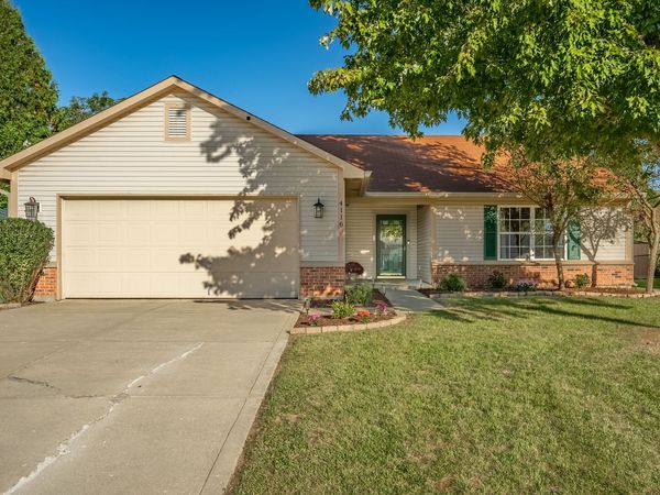 4116 Par Drive , Indianapolis, IN 46268