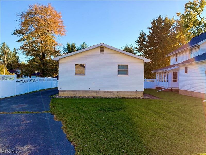 1154 Bradford Street NW, Warren, OH 44485 Photo 18