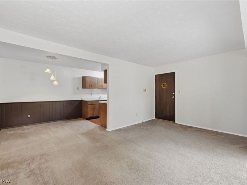 16435 Heather Lane, Unit 202, Middleburg Heights, OH 44130 Photo 10