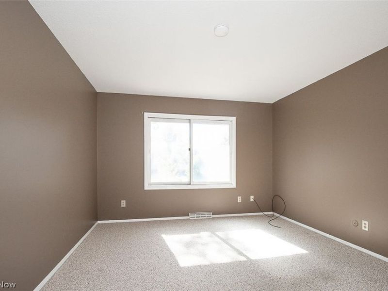 700 Tinkers Lane, Sagamore Hills, OH 44067 Photo 21