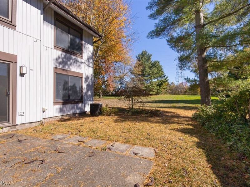 700 Tinkers Lane, Sagamore Hills, OH 44067 Photo 32