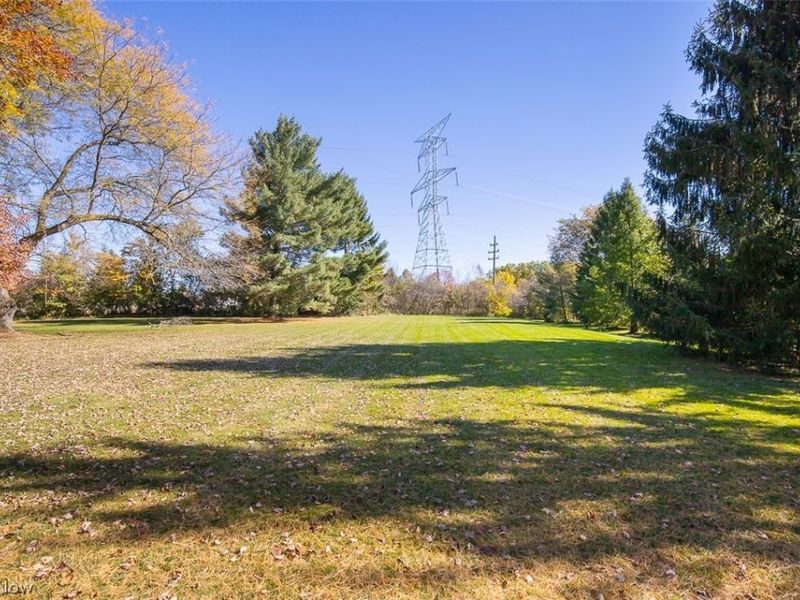 700 Tinkers Lane, Sagamore Hills, OH 44067 Photo 34