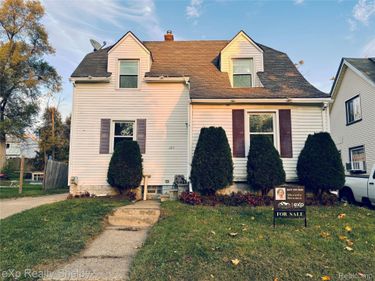 385 S Marshall Street, Pontiac, Mi 48342