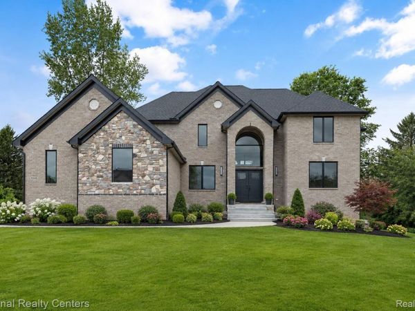 5245 BUELL Drive , Commerce Township, Mi 48382