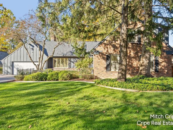 2539 Alger Street SE, Grand Rapids, MI 49546