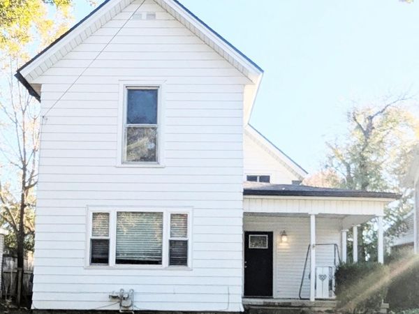211 E Market Street , Van Buren, OH 45889