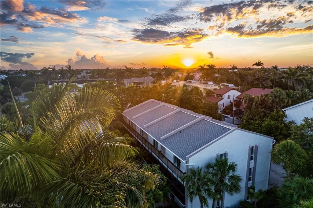 995 9th Ave S, Unit 4, Naples, FL 34102 Photo