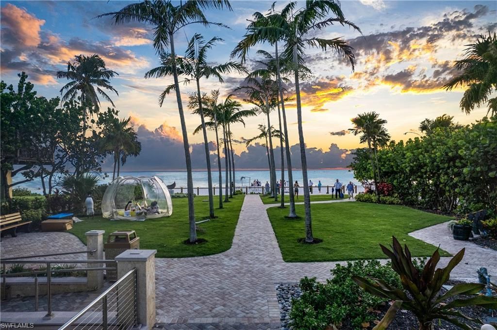 995 9th Ave S, Unit 4, Naples, FL 34102 Photo