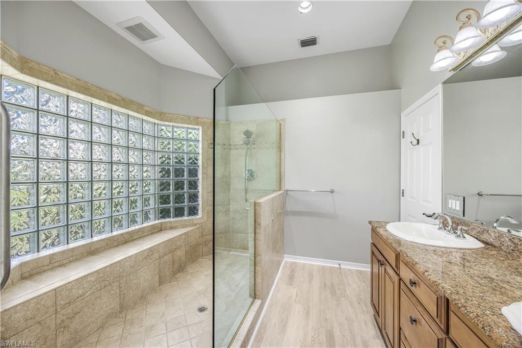 3323 Montara Dr, Bonita Springs, FL 34134 Photo