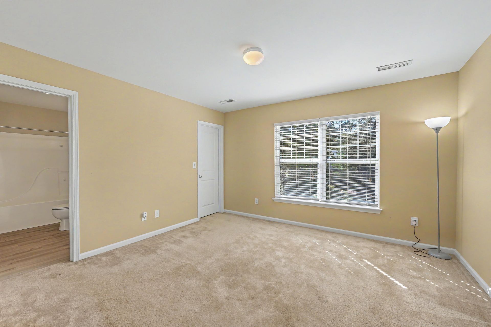 158 Grand Oaks Drive Photo 26