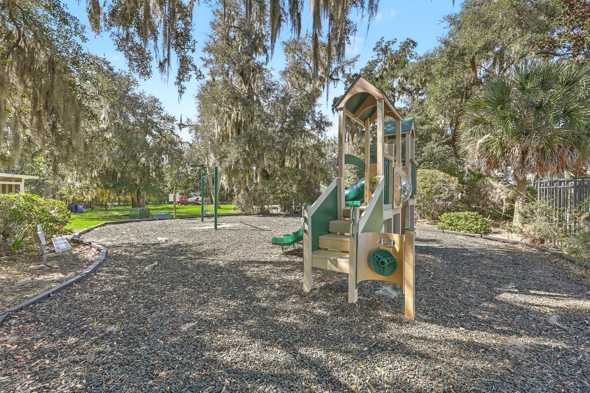 158 Grand Oaks Drive Photo 40
