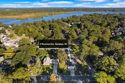 2 Ravenna Avenue photo 4