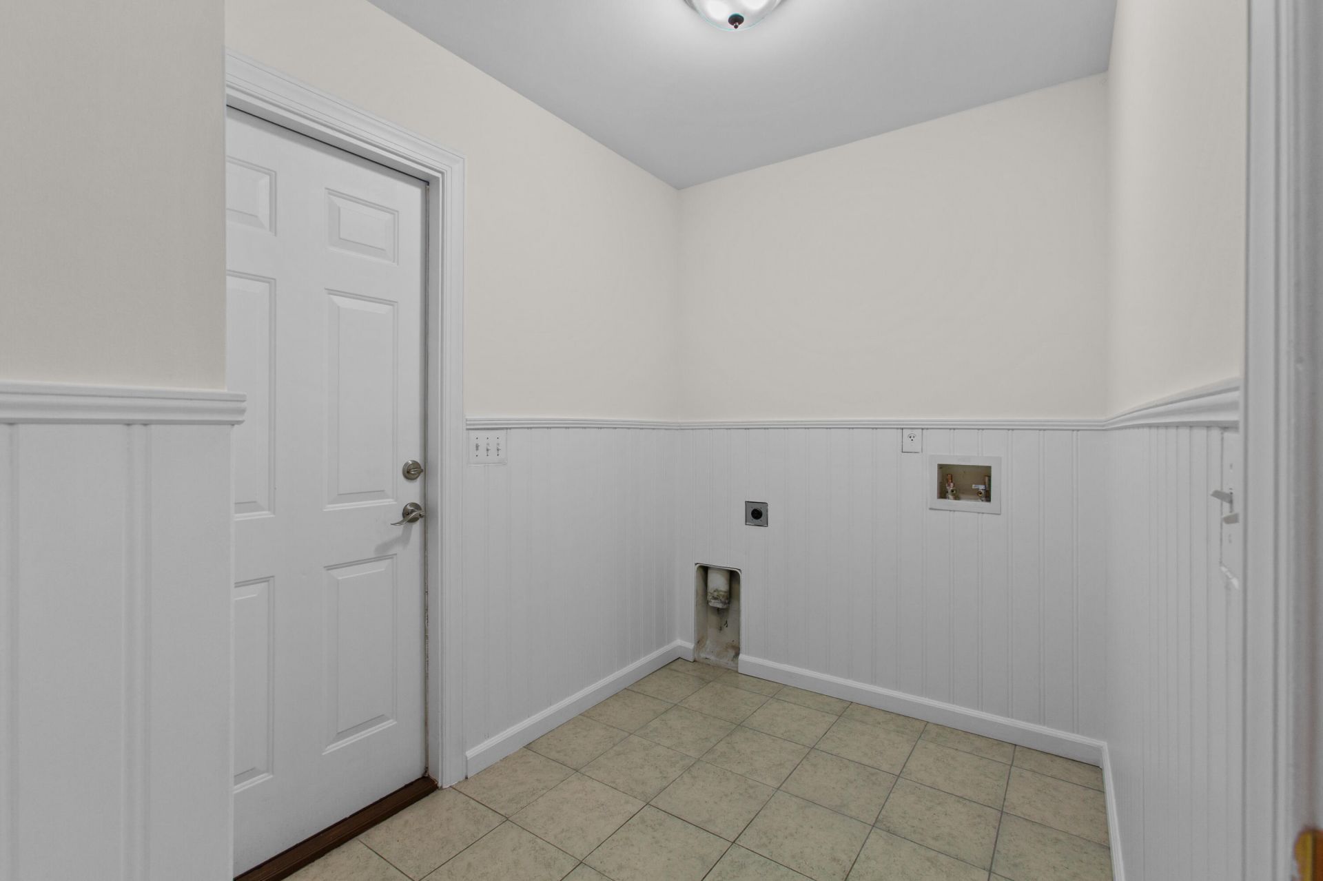 304 Equinox Circle Photo 18
