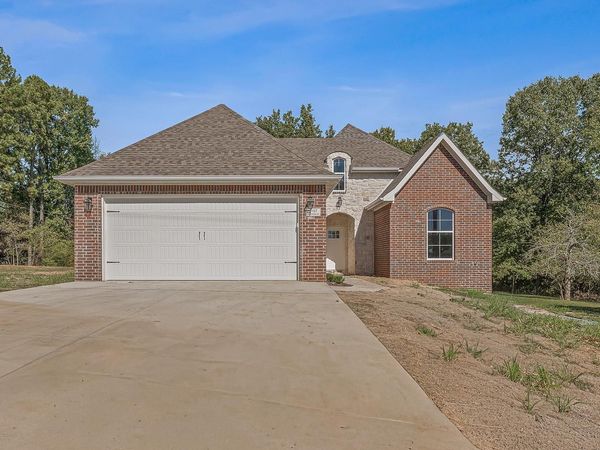 2107 Wildrose Lane, Paragould, AR 72450