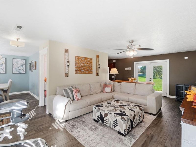 1213 Sizemore Court, New Lebanon, OH 45345 Photo 11