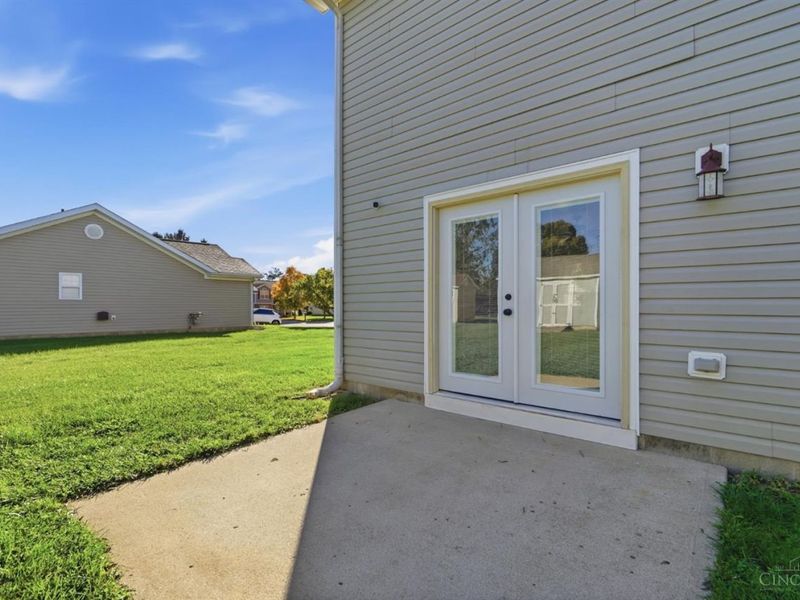 1213 Sizemore Court, New Lebanon, OH 45345 Photo 44