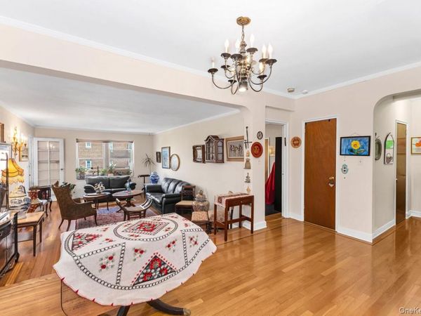 69-11 Yellowstone Boulevard , Unit A41, Forest Hills, NY 11375