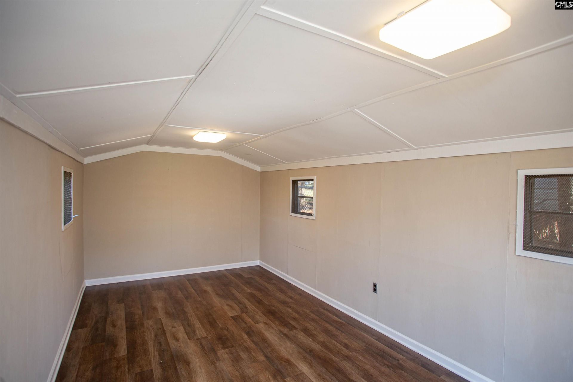 107 Bunker Drive Photo 36