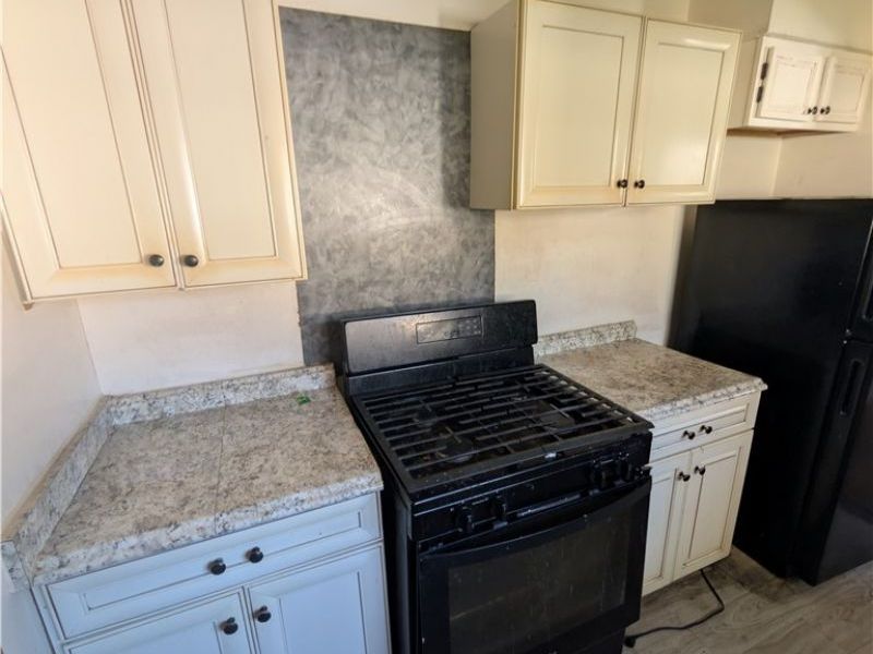 4619 E 175th Street, Cleveland, OH 44128 Photo 5