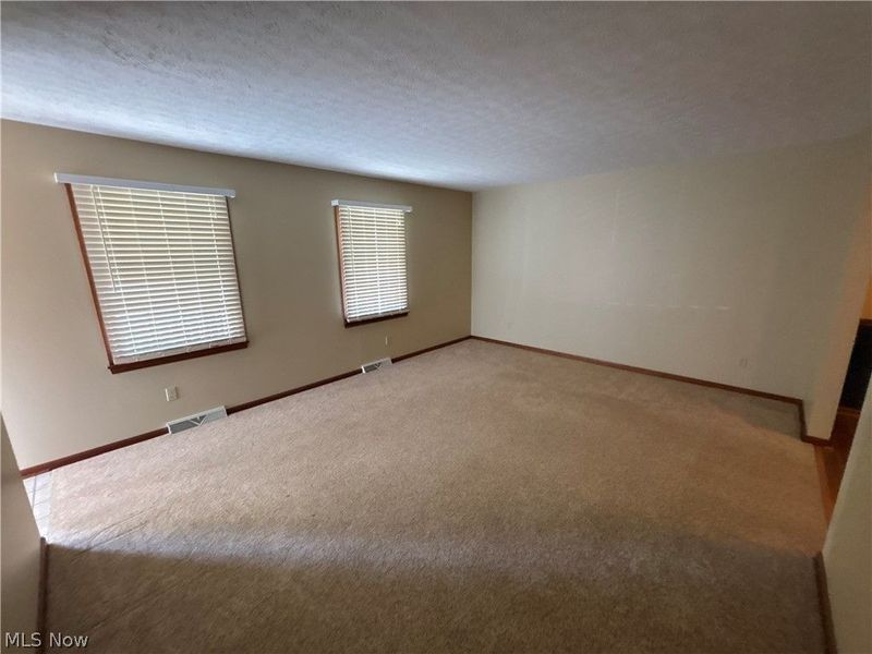 453 Carruthers Road , Tallmadge, OH 44278 Photo 3