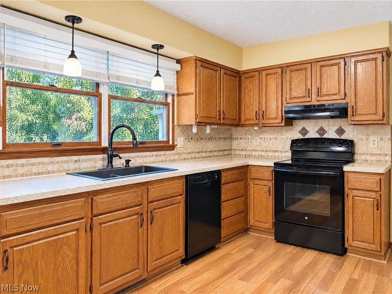 453 Carruthers Road, Tallmadge, OH 44278 Photo 7