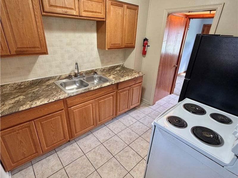 736 West Street , Niles, OH 44446 Photo 7