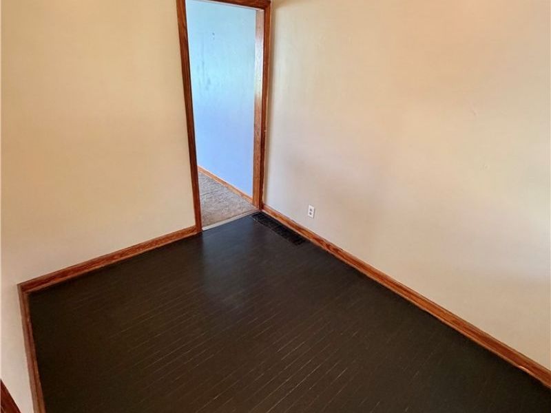 736 West Street , Niles, OH 44446 Photo 9