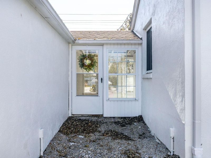 2 Cyrus Street, Commercial Point, OH 43116 Photo 6