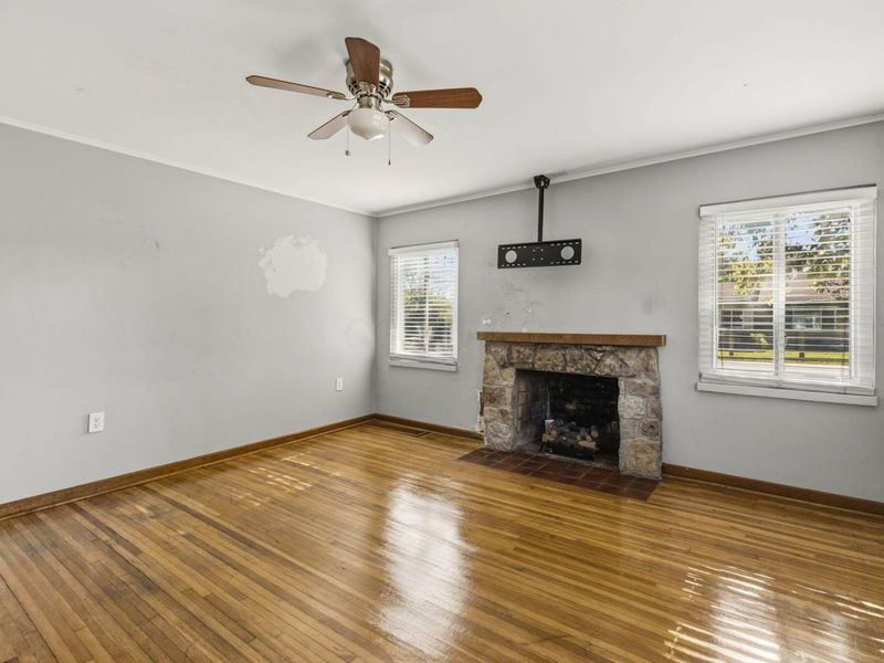 2 Cyrus Street, Commercial Point, OH 43116 Photo 7