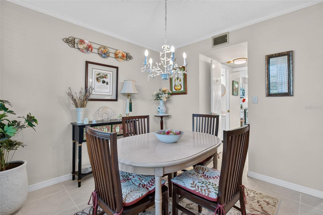 5095 Bay Street Ne, Unit 104, Saint Petersburg, FL 33703 Photo