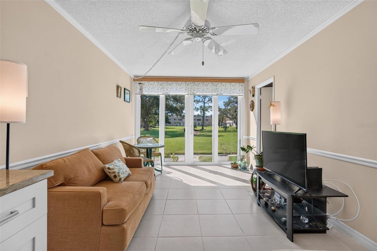 5095 Bay Street Ne, Unit 104, Saint Petersburg, FL 33703 Photo