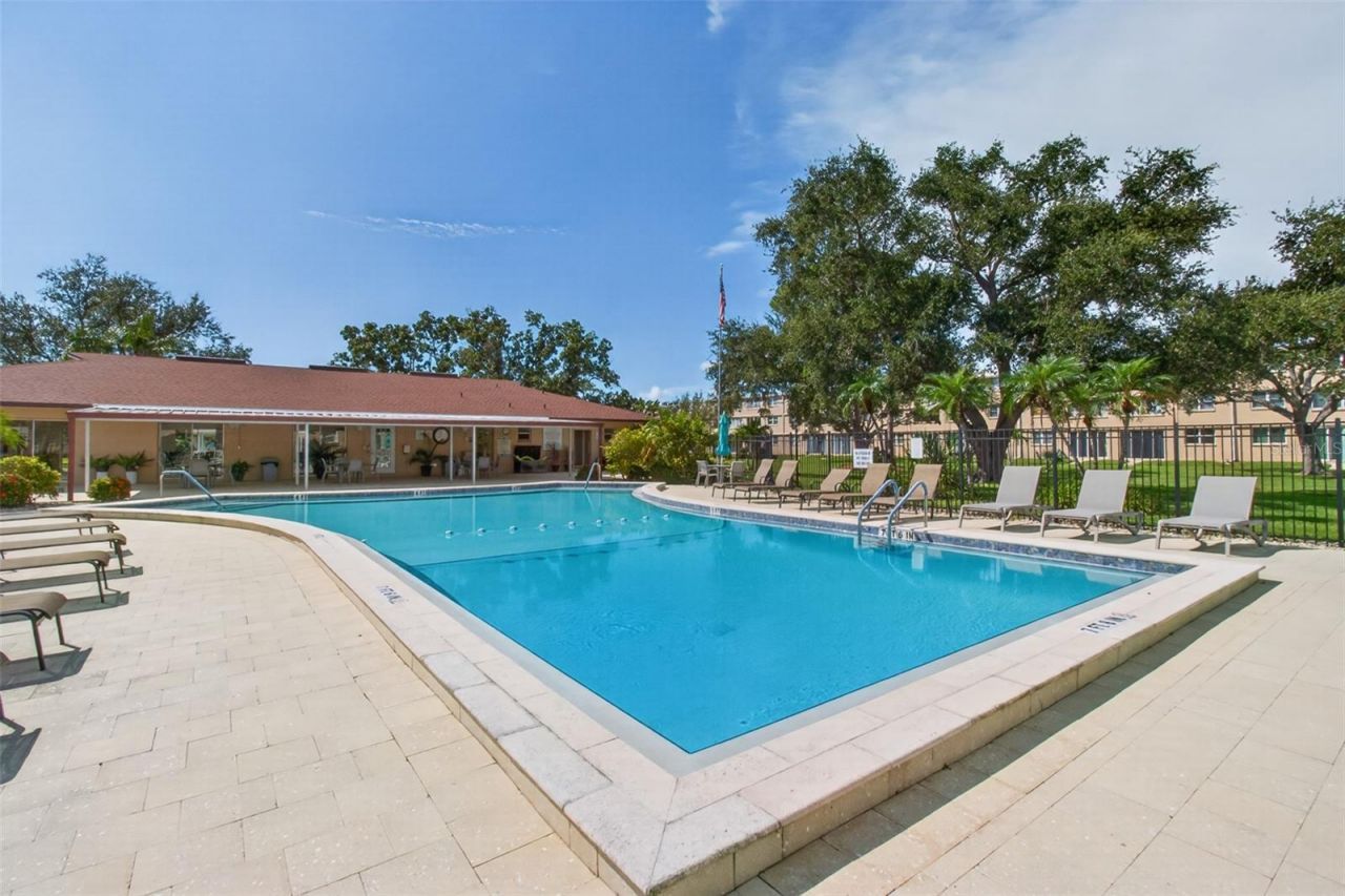 5095 Bay Street Ne, Unit 104, Saint Petersburg, FL 33703 Photo