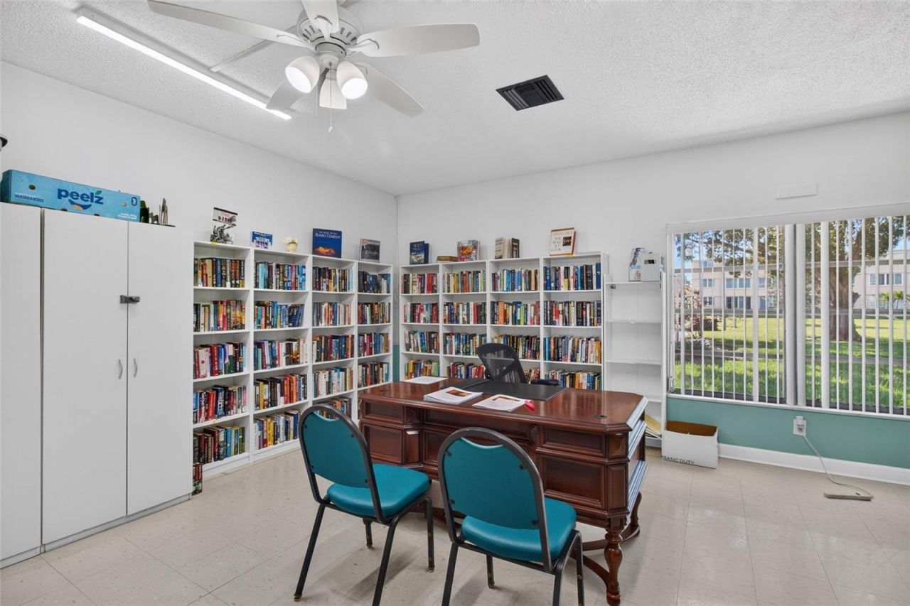 5095 Bay Street Ne, Unit 104, Saint Petersburg, FL 33703 Photo