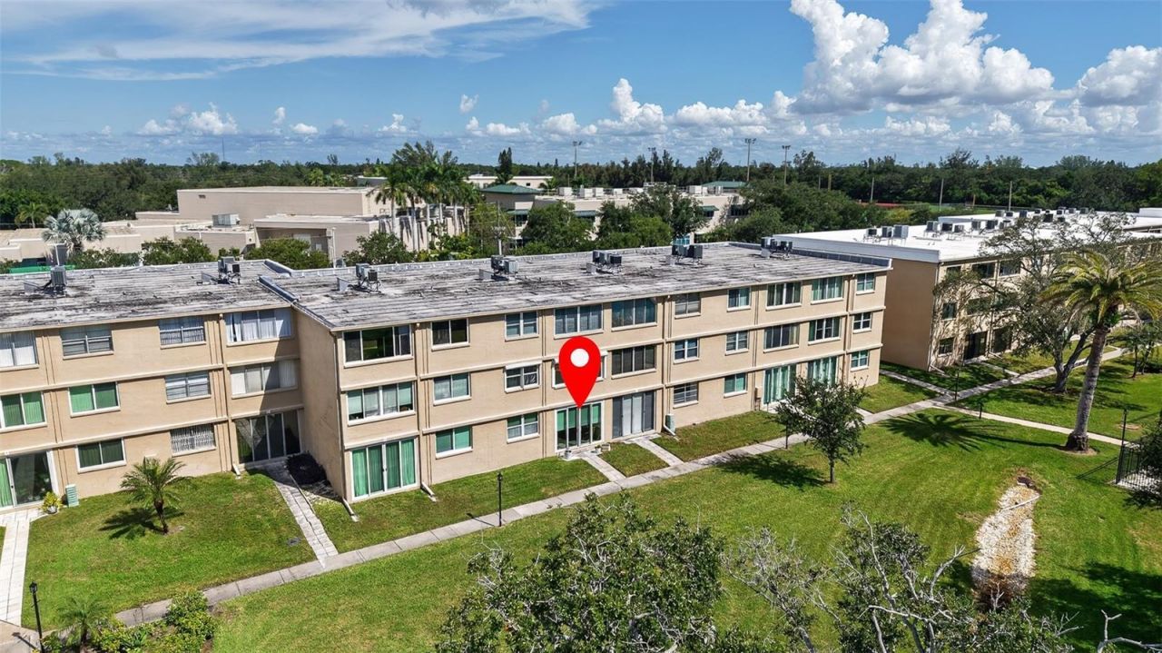 5095 Bay Street Ne, Unit 104, Saint Petersburg, FL 33703 Photo