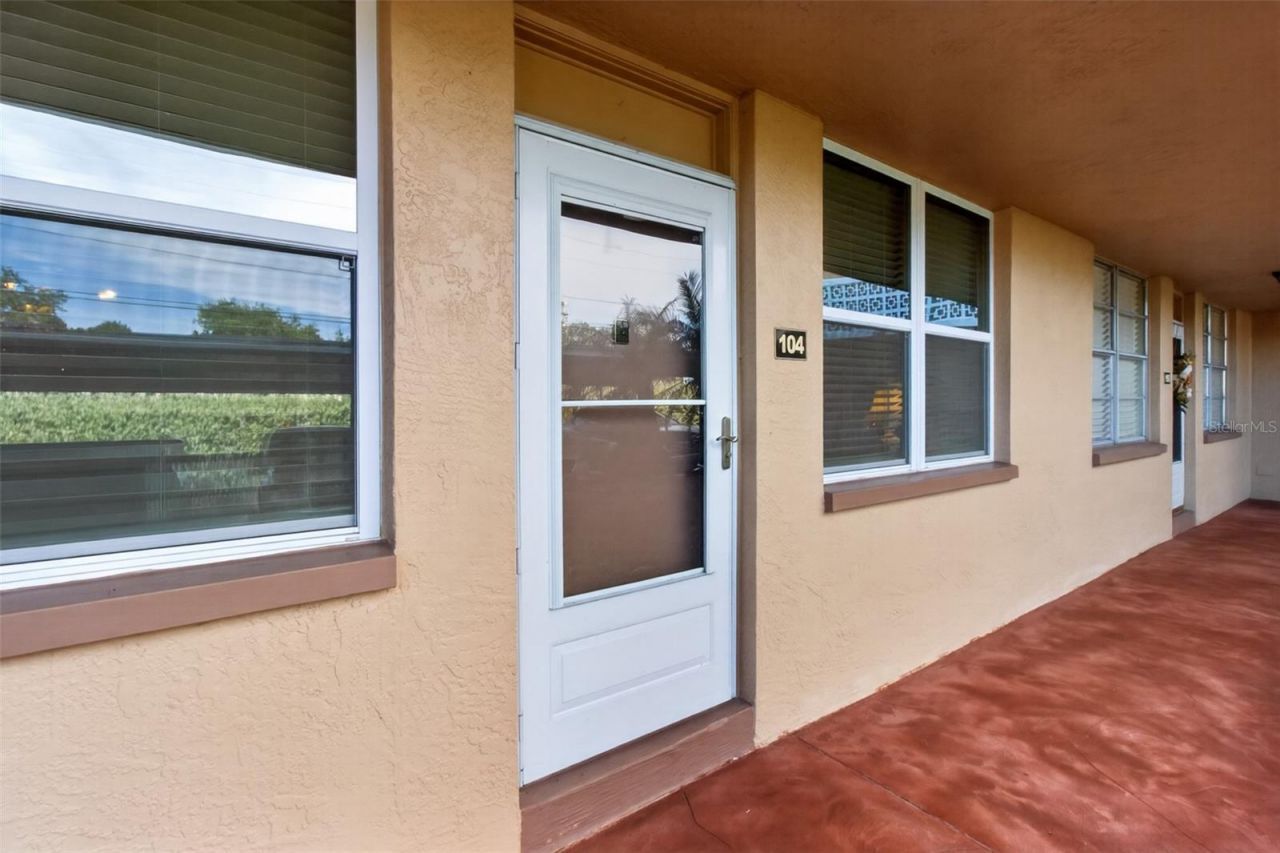 5095 Bay Street Ne, Unit 104, Saint Petersburg, FL 33703 Photo