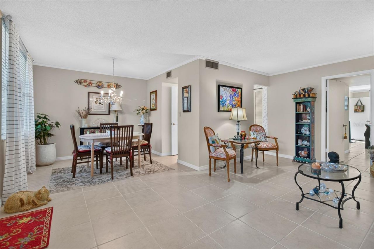 5095 Bay Street Ne, Unit 104, Saint Petersburg, FL 33703 Photo