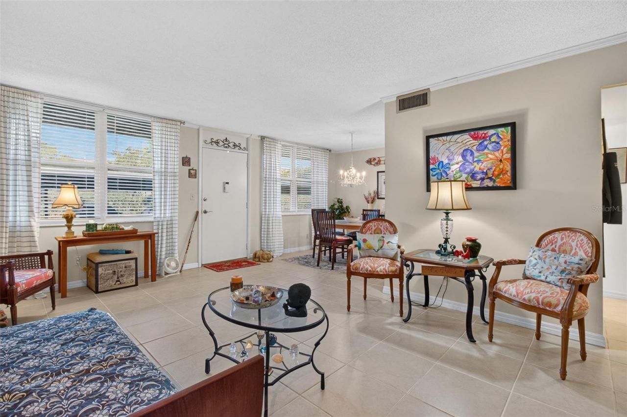 5095 Bay Street Ne, Unit 104, Saint Petersburg, FL 33703 Photo