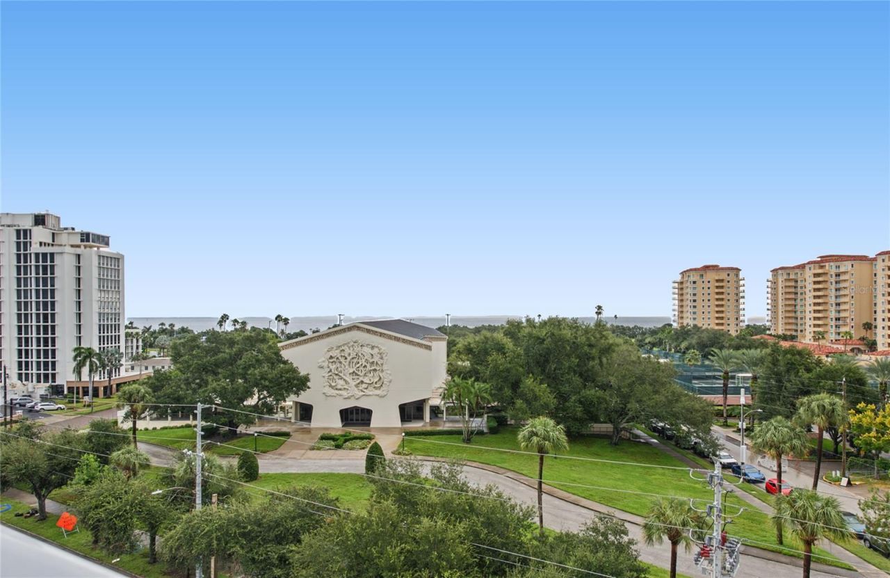 700 Beach Drive Ne, Unit 701, Saint Petersburg, FL 33701 Photo