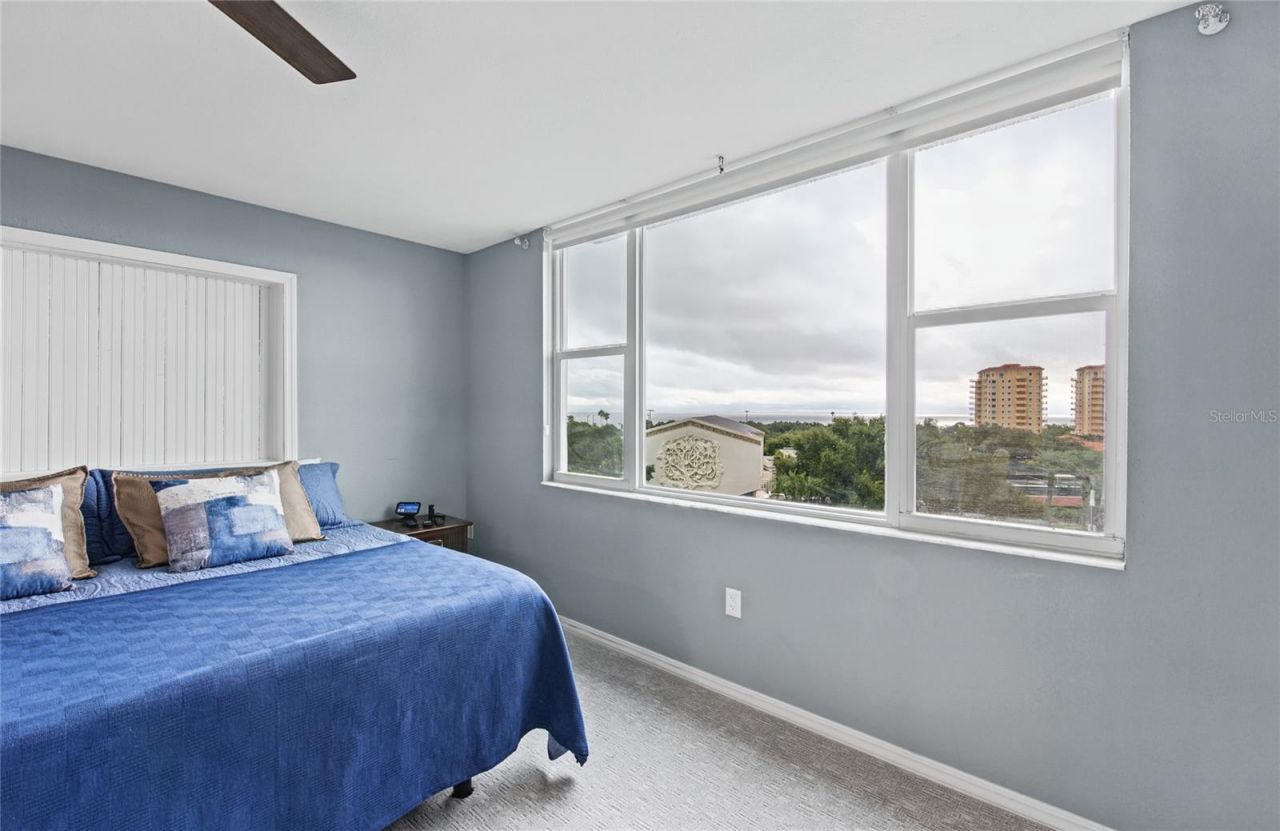 700 Beach Drive Ne, Unit 701, Saint Petersburg, FL 33701 Photo