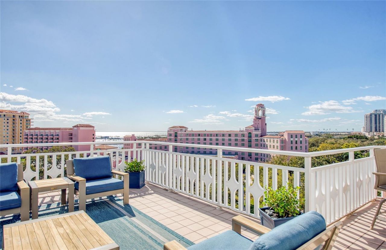 700 Beach Drive Ne, Unit 701, Saint Petersburg, FL 33701 Photo
