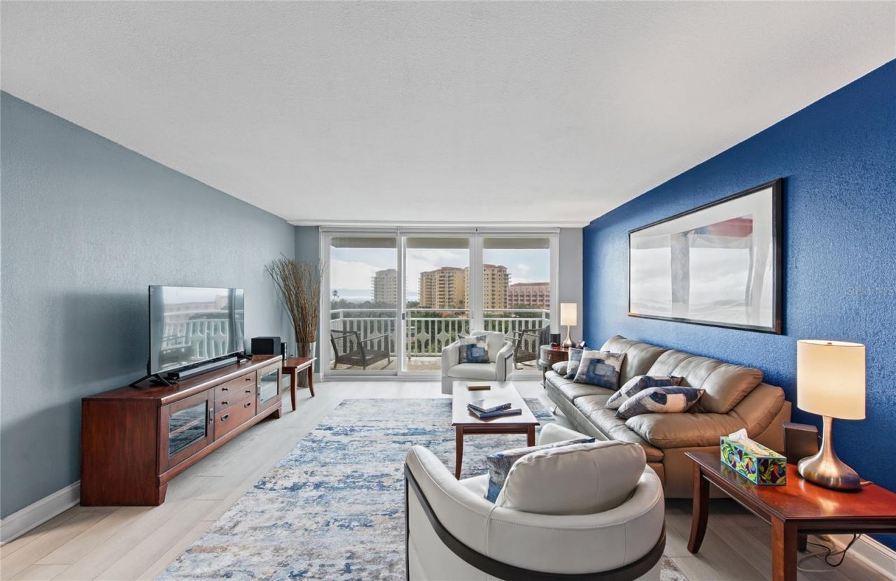 700 Beach Drive Ne, Unit 701, Saint Petersburg, FL 33701 Photo