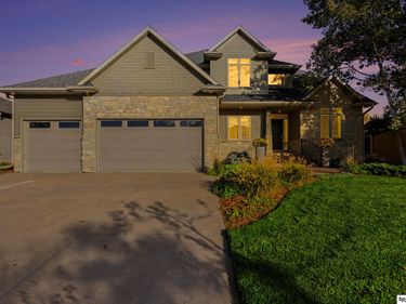 9312 S 28th Street, Lincoln, NE 68516