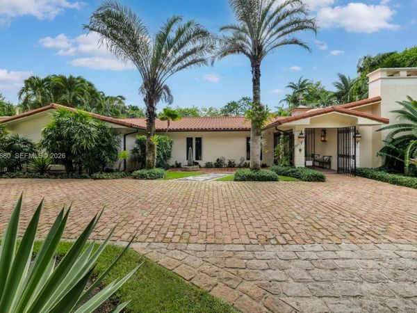 4100 Bay Point Rd , Miami, FL 33137