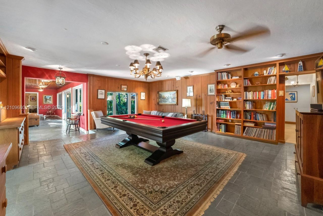 4100 Bay Point Rd , Miami, FL 33137 Photo