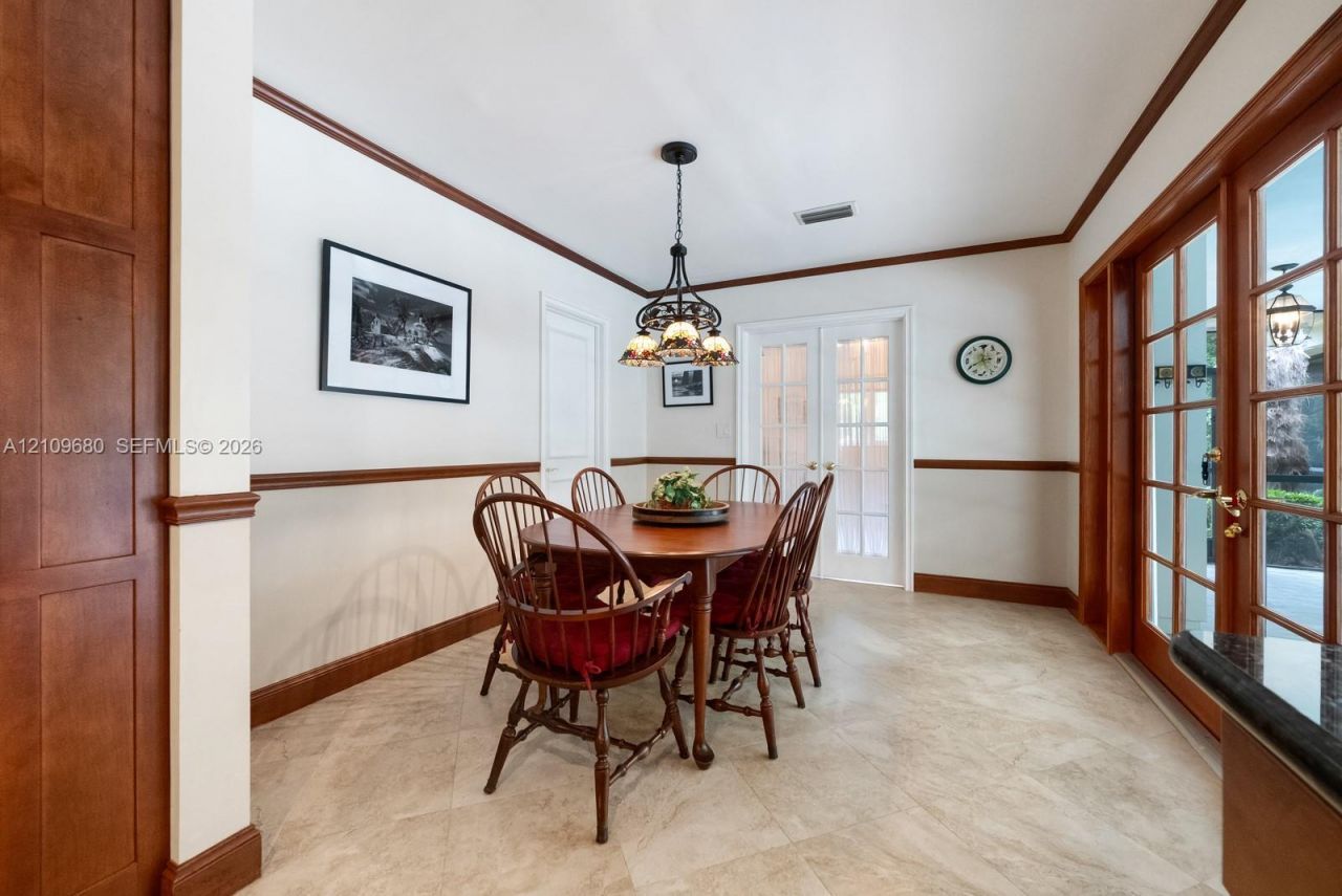 4100 Bay Point Rd , Miami, FL 33137 Photo