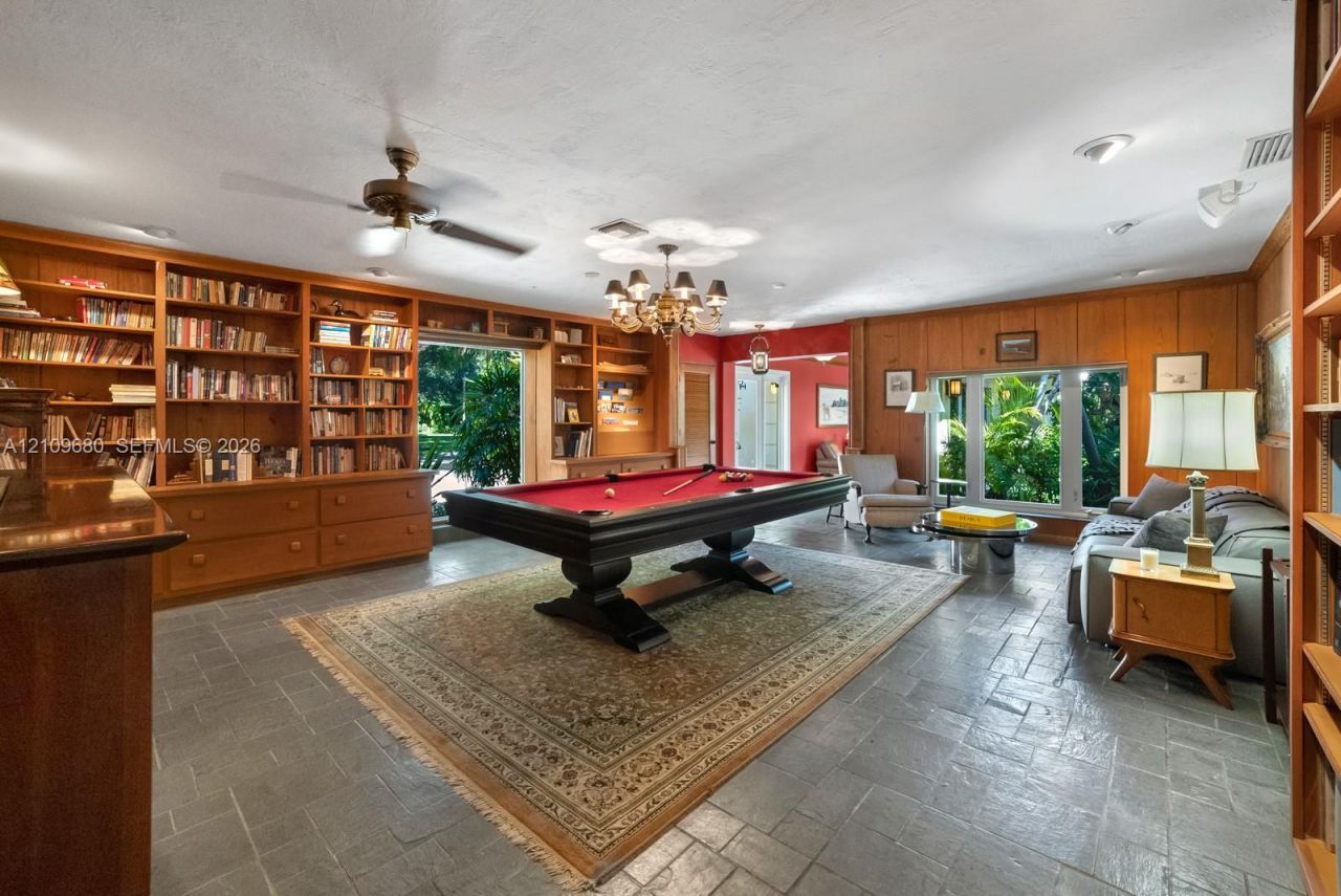 4100 Bay Point Rd , Miami, FL 33137 Photo
