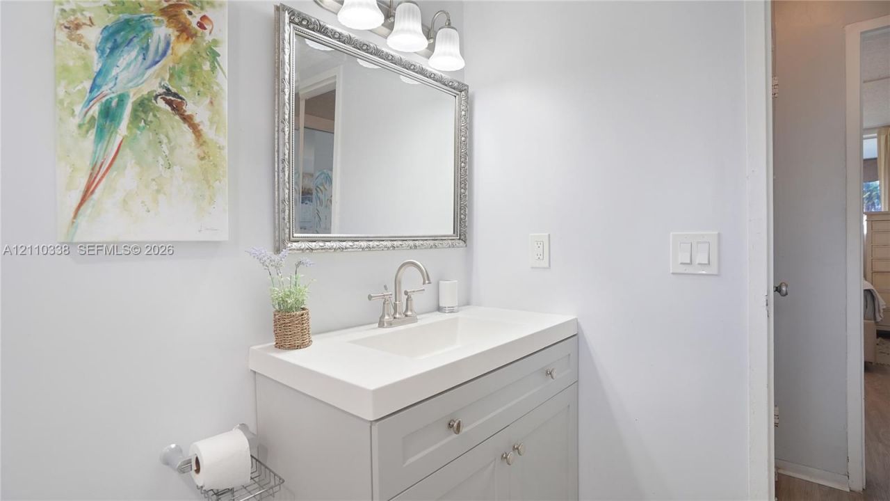 401 N Riverside Dr, Unit 105, Pompano Beach, FL 33062 Photo